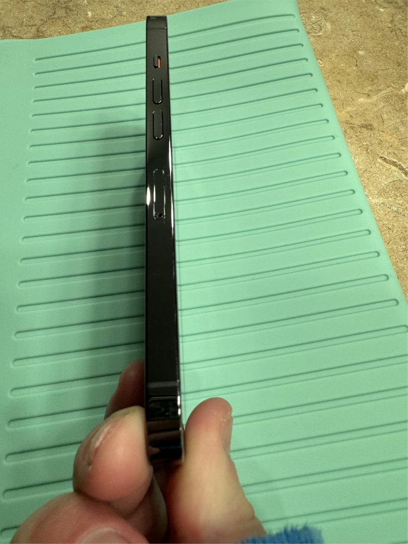 Apple iPhone 13 Pro, color Graphite