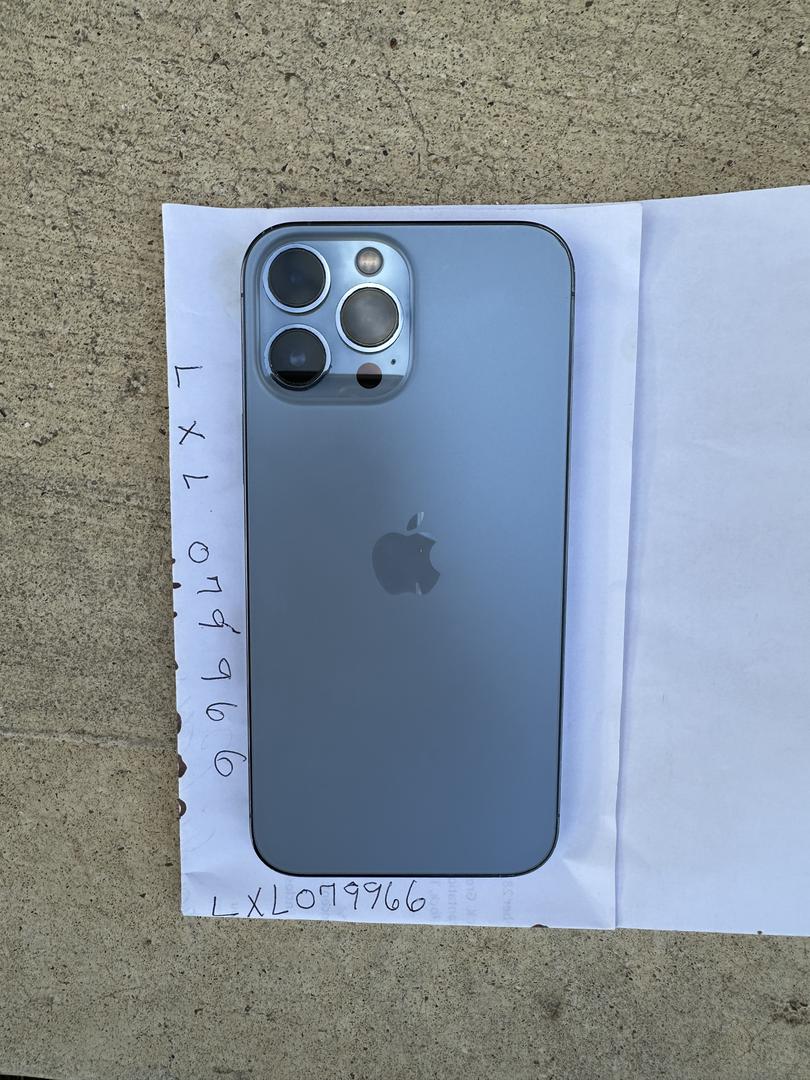 Apple iPhone 13 Pro Max, color Sierra Blue