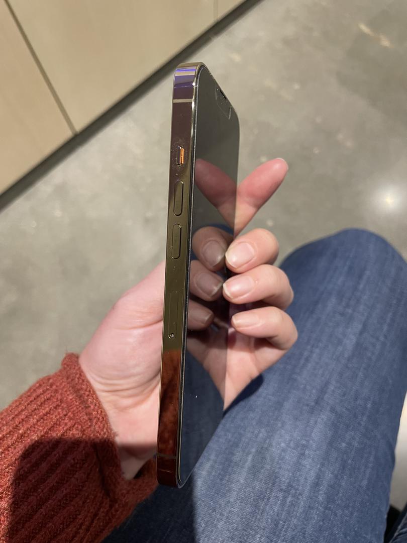 Apple iPhone 13 Pro, color Gold