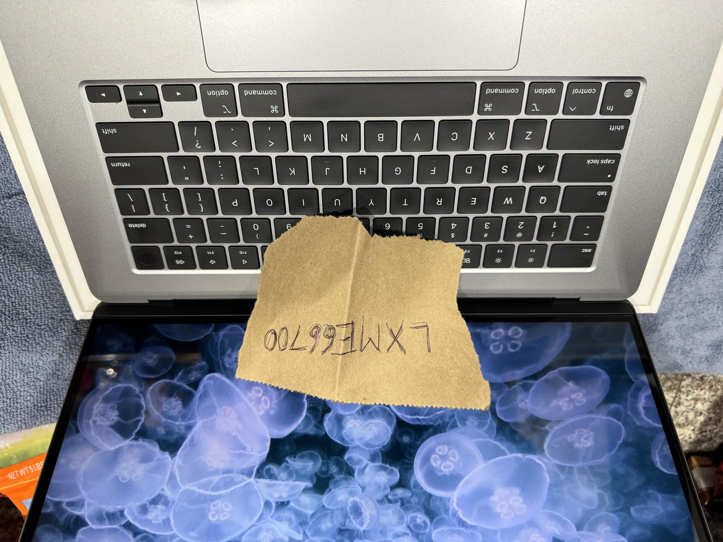 MacBook Air 2023 - 15", color Gray