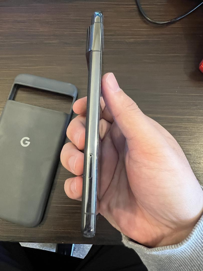 Google Pixel 8 Pro, color Obsidian