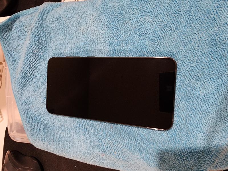 Google Pixel 7 Pro, color Hazel