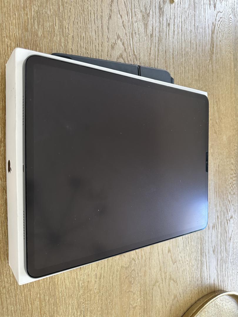 Apple iPad Pro 12.9" 5th Gen 2021, color Gray