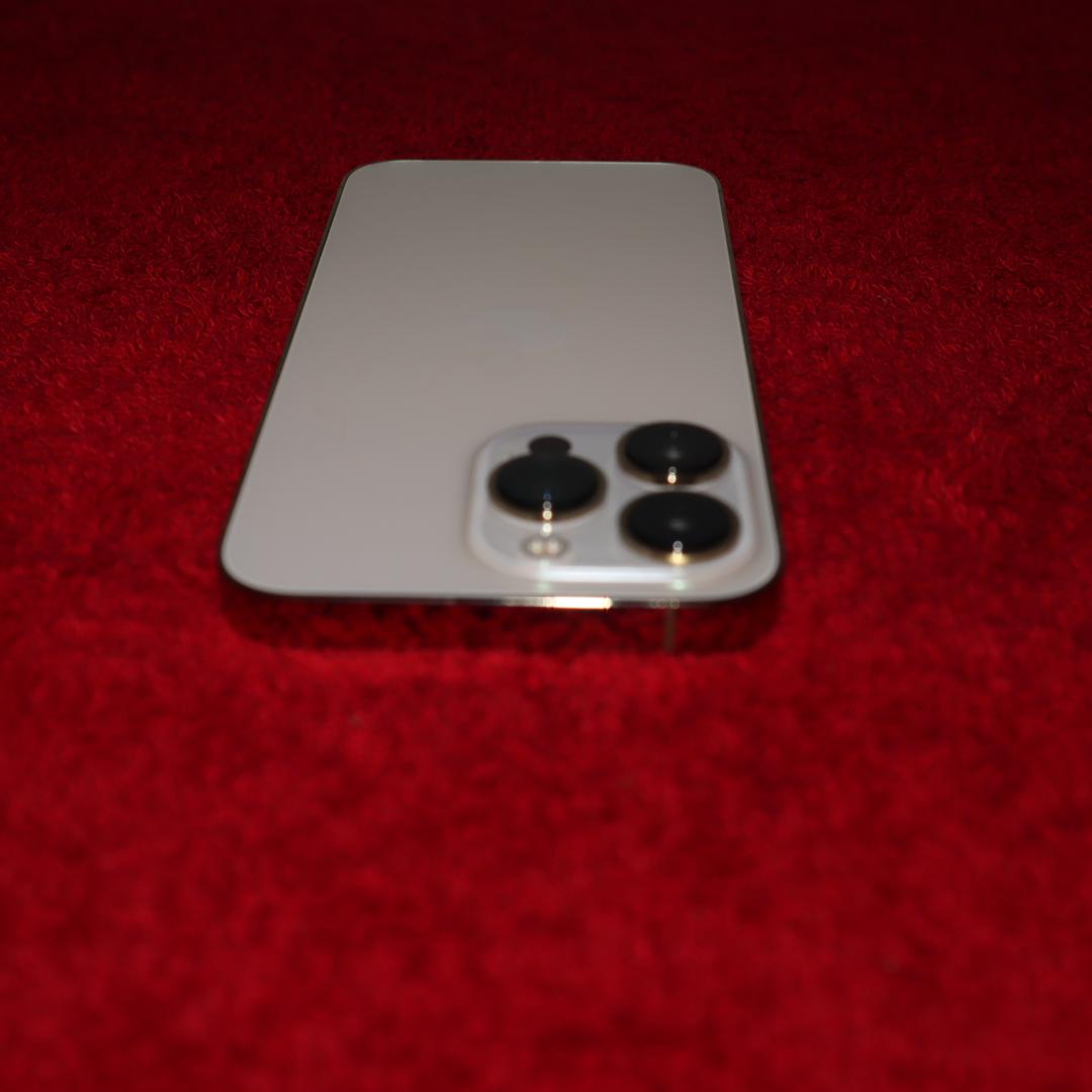 Apple iPhone 13 Pro, color Gold