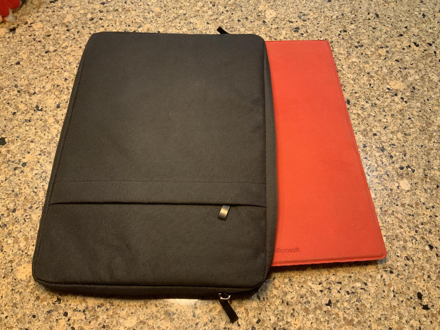 Microsoft Surface Pro 5 (2017), color Silver