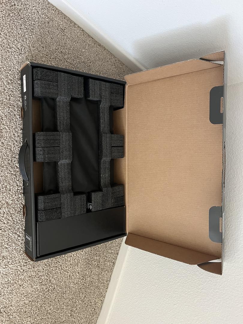 Lenovo Legion Slim 7i 16", color Gray