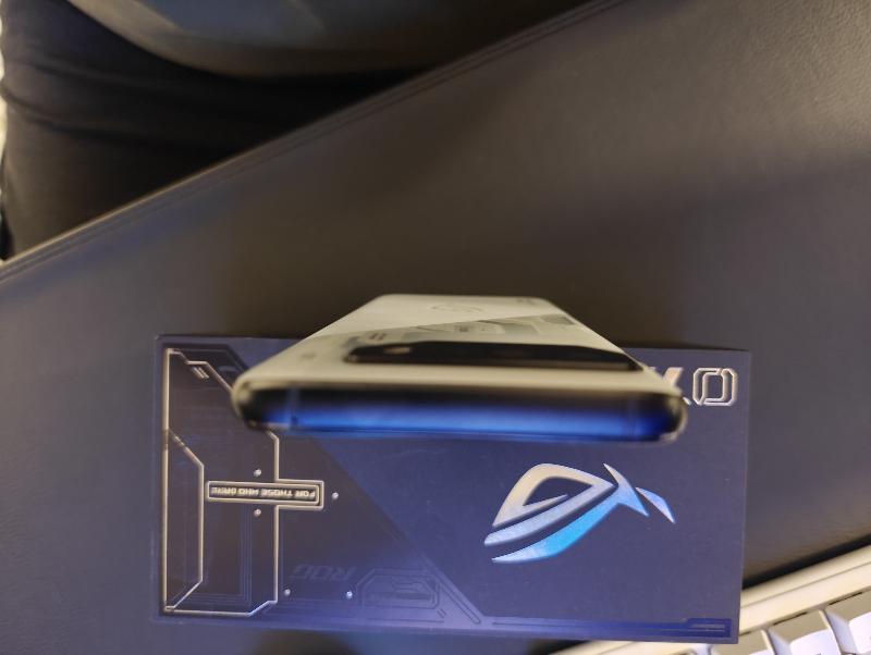 Asus ROG Phone 7, color White