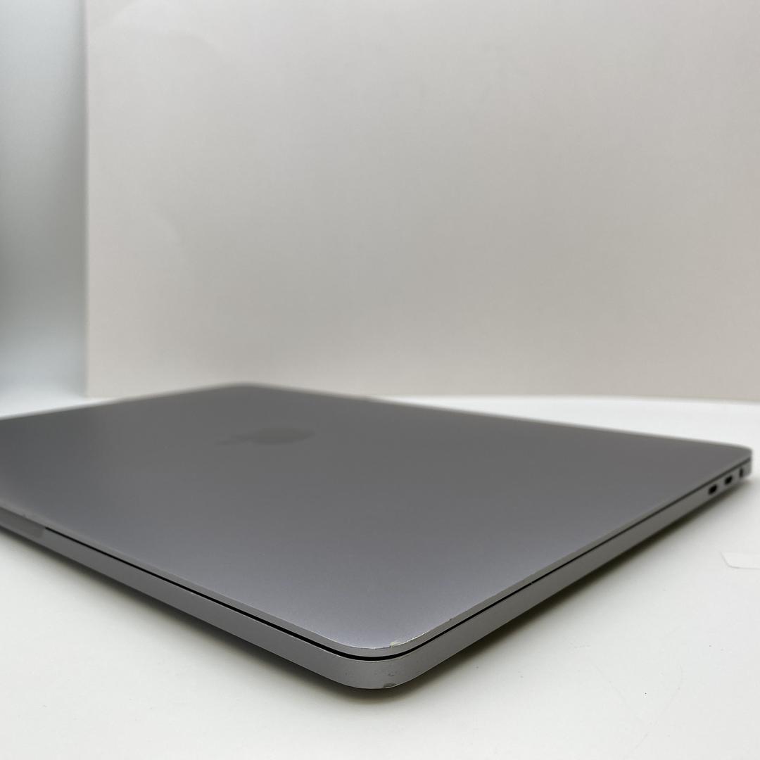 MacBook Pro 2016 (With Touch Bar) - 13 inch - Guide, Specs