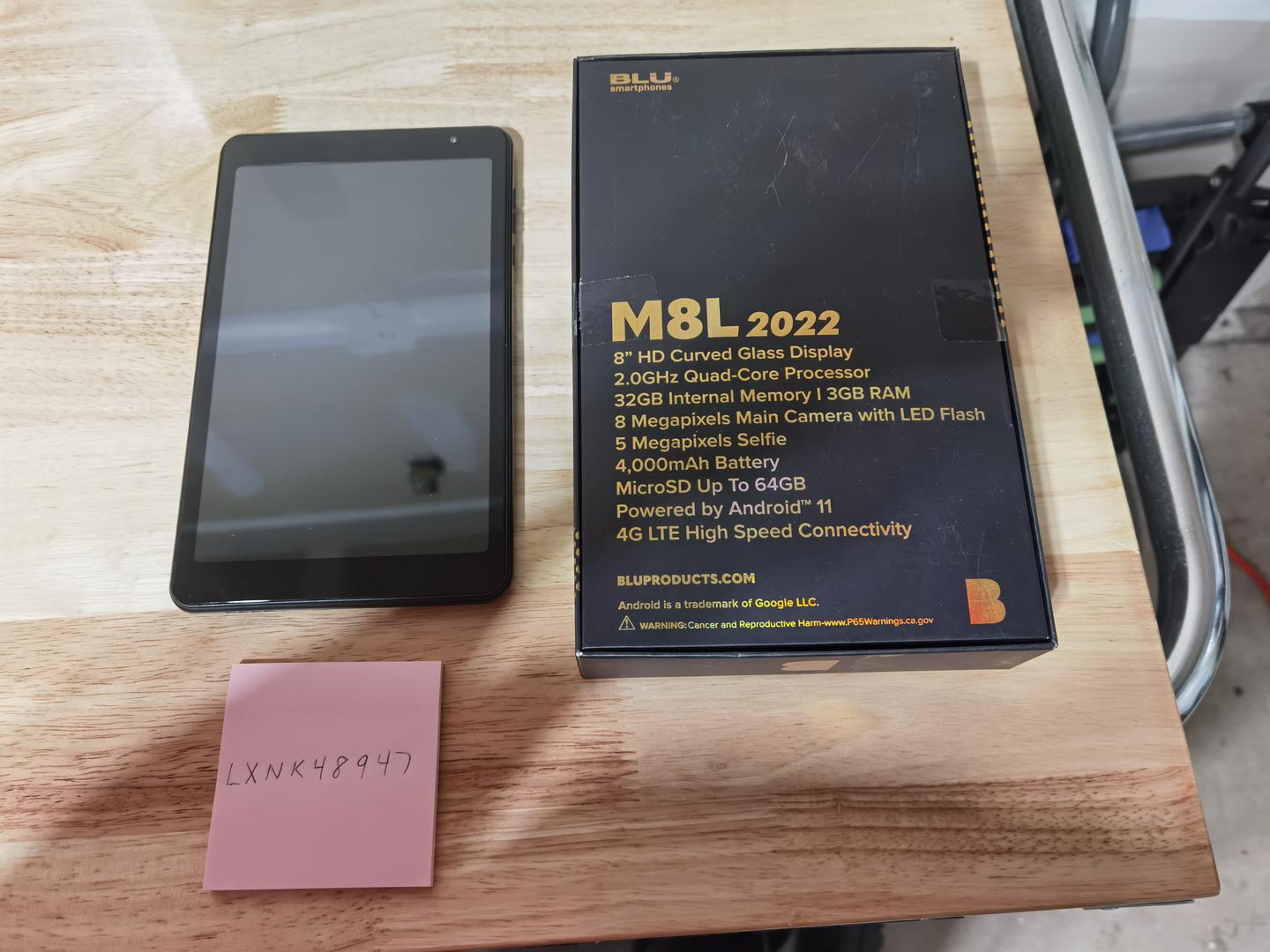 Blu M8L, color Black