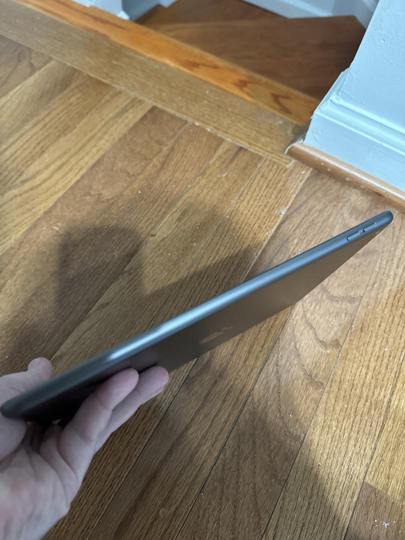 Apple iPad 9th Gen, color Gray