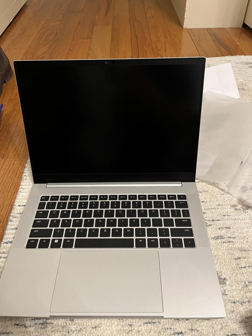 Razer Blade 14" 2023, color Silver