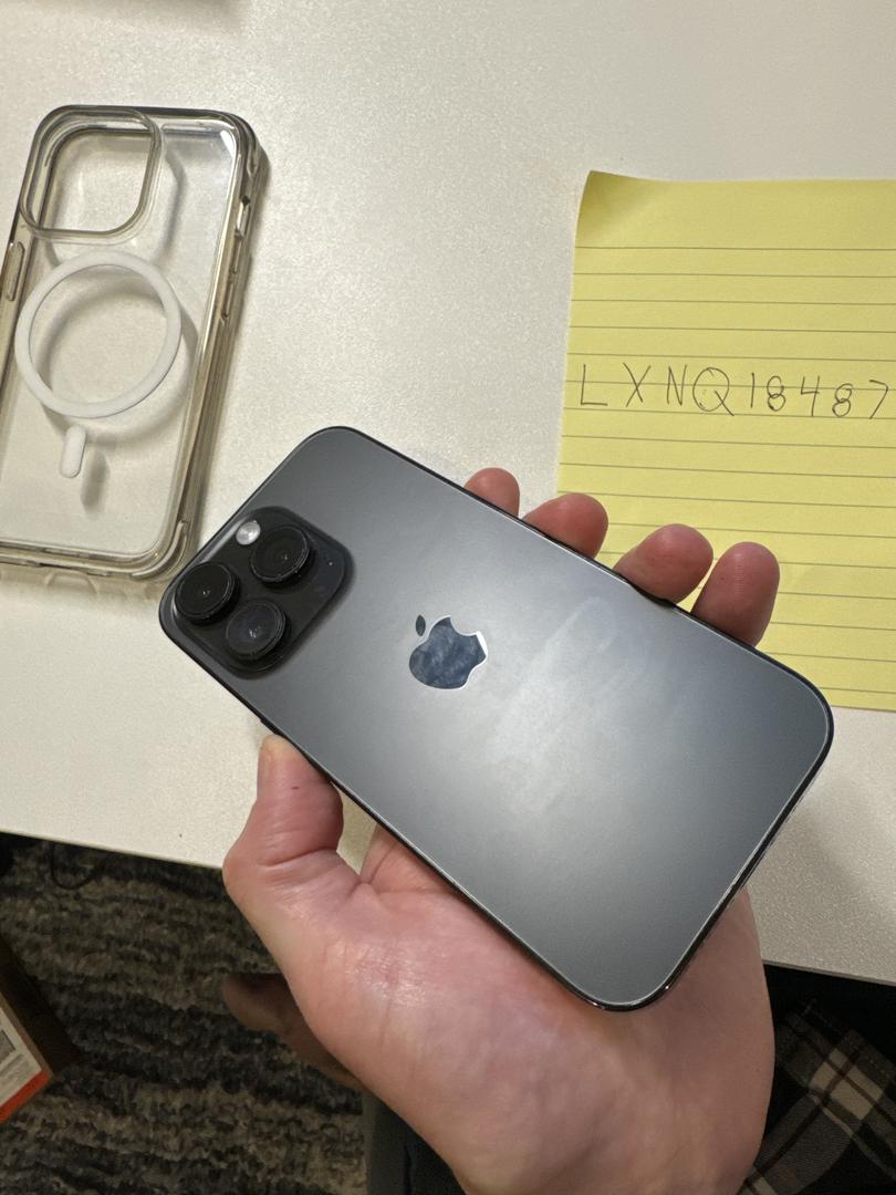 Apple iPhone 14 Pro Unlocked, Black, 128GB, A2650 LXNQ18487 Swappa