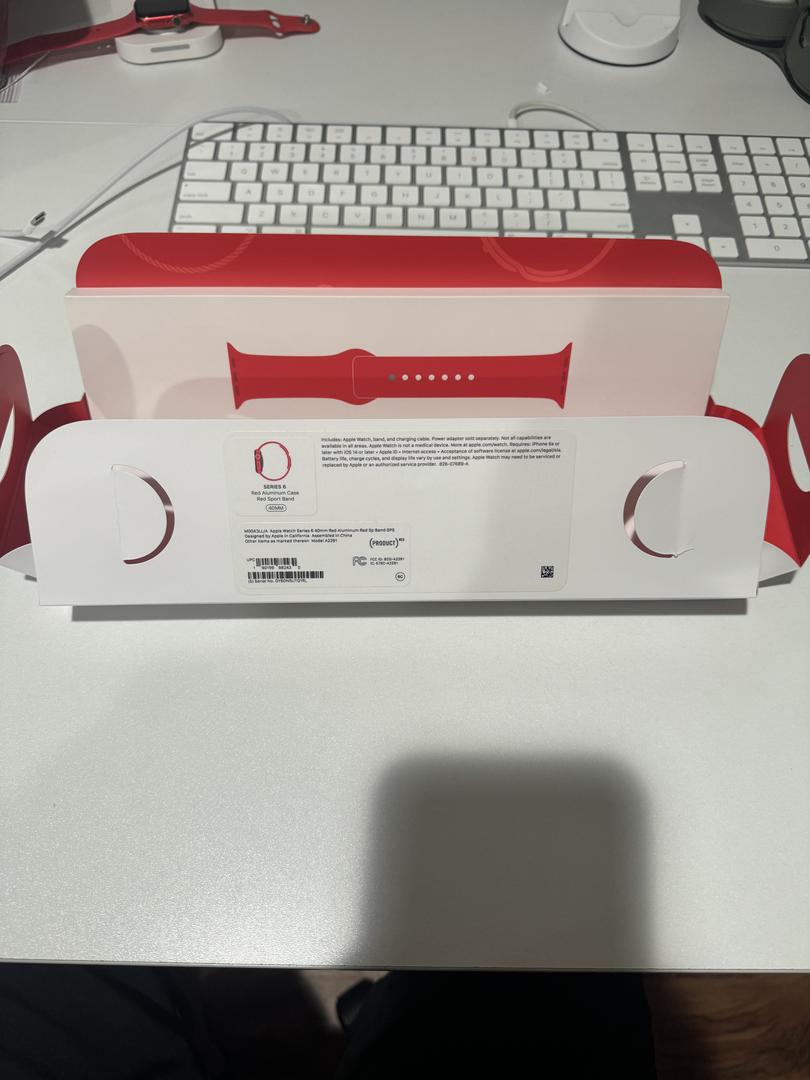 Apple Watch Series 6 40mm, color Red