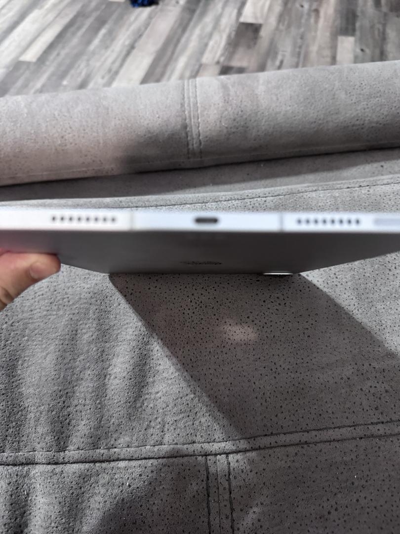 Apple iPad Pro 11" 4th Gen 2022, color Silver