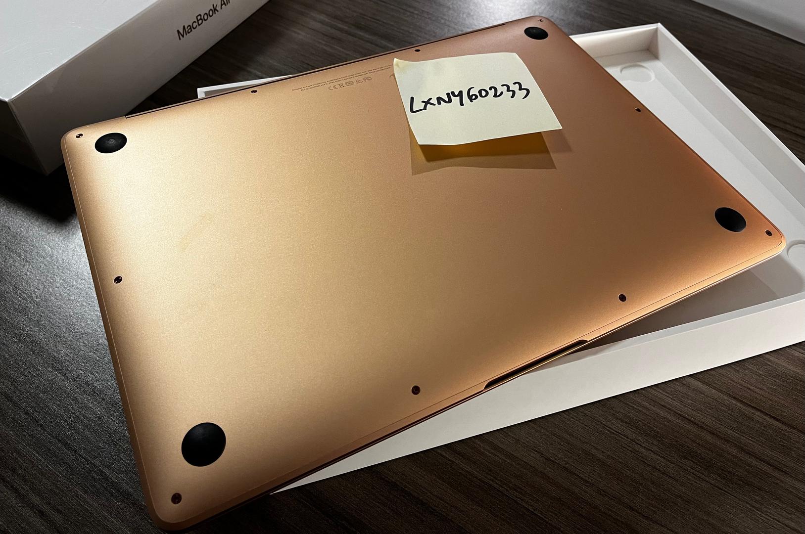 MacBook Air 2018 - 13", color Gold