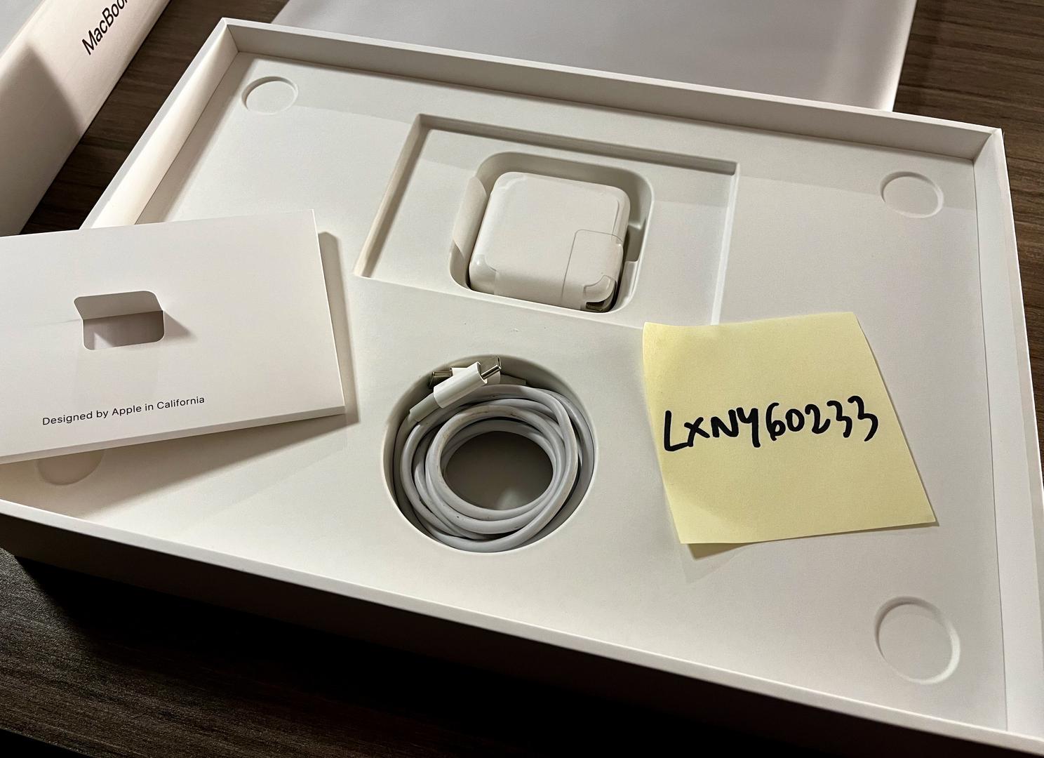 MacBook Air 2018 - 13", color Gold
