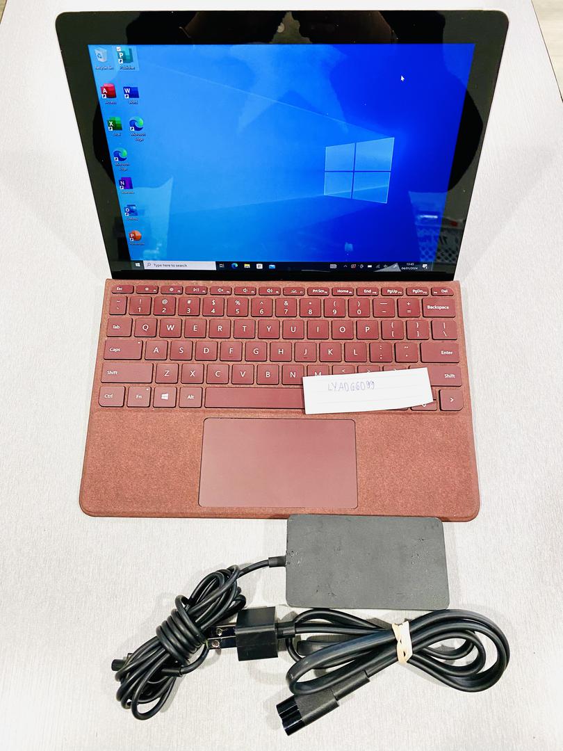 Microsoft Surface Go, color Silver