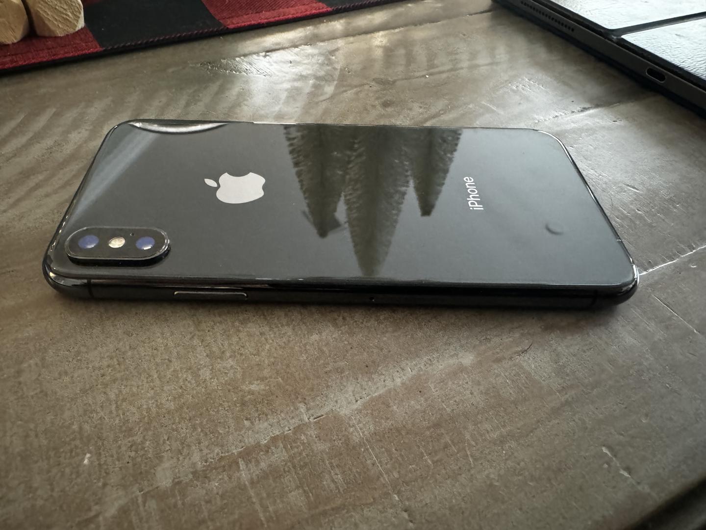 Apple iPhone X, color Gray