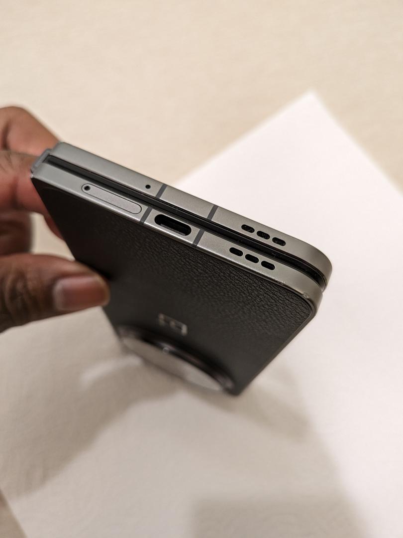 OnePlus Open, color Black