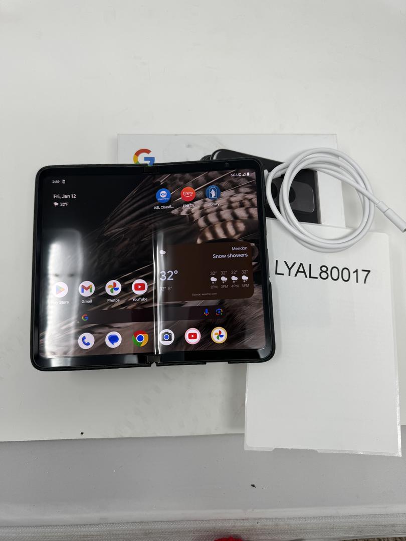 Google Pixel Fold, color Obsidian