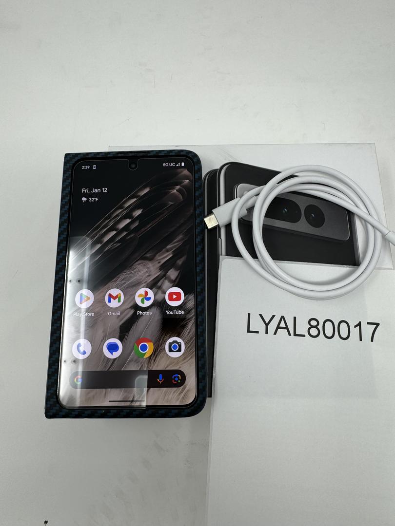 Google Pixel Fold, color Obsidian