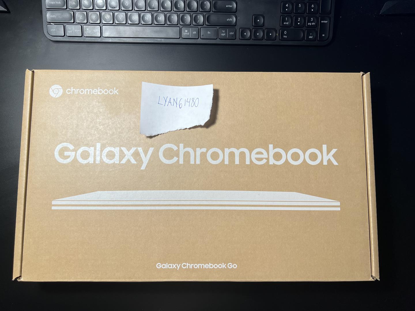 Samsung Galaxy Chromebook Go 14", color Silver