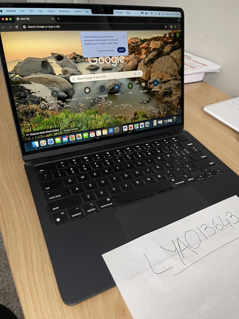 MacBook Air 2022 - 13", color Midnight