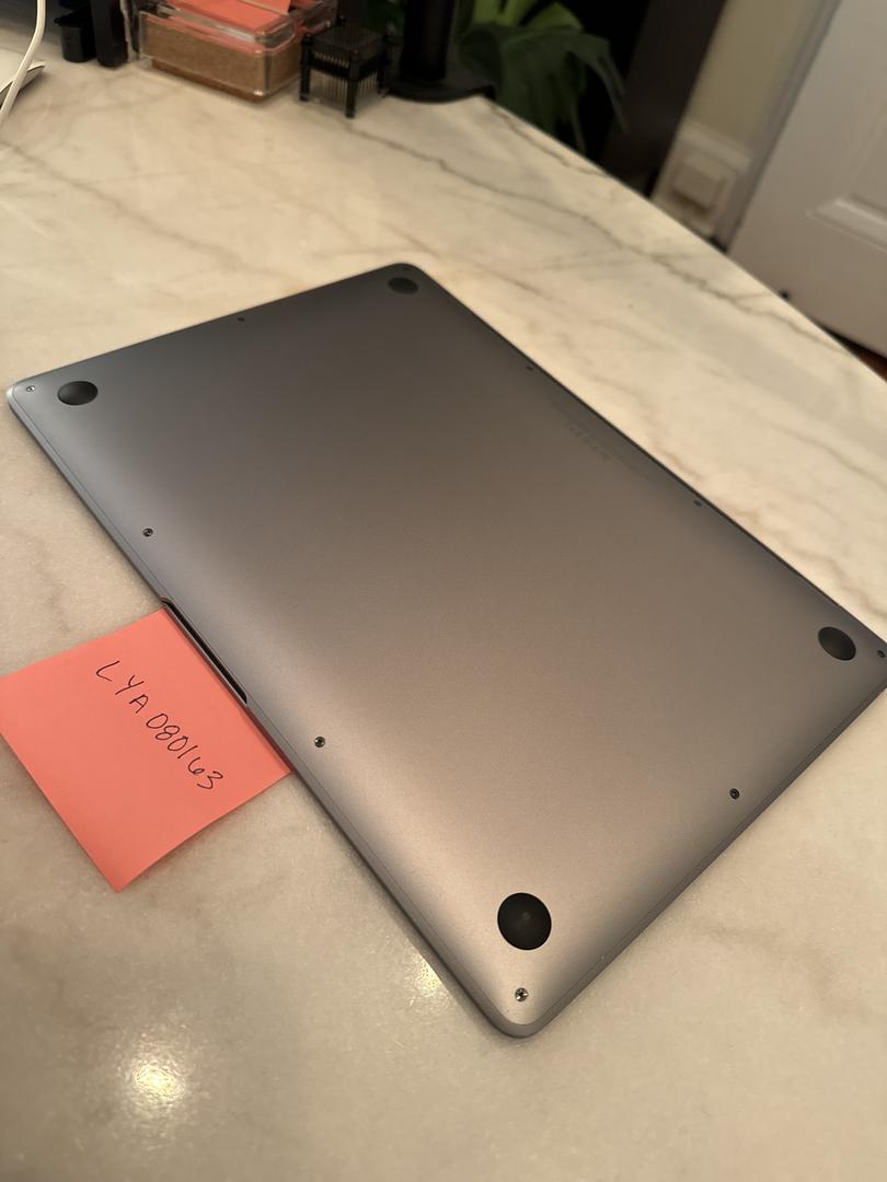 MacBook Air 2018 - 13", color Silver