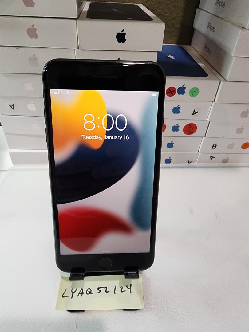 Apple iPhone 8 Plus, color Gray