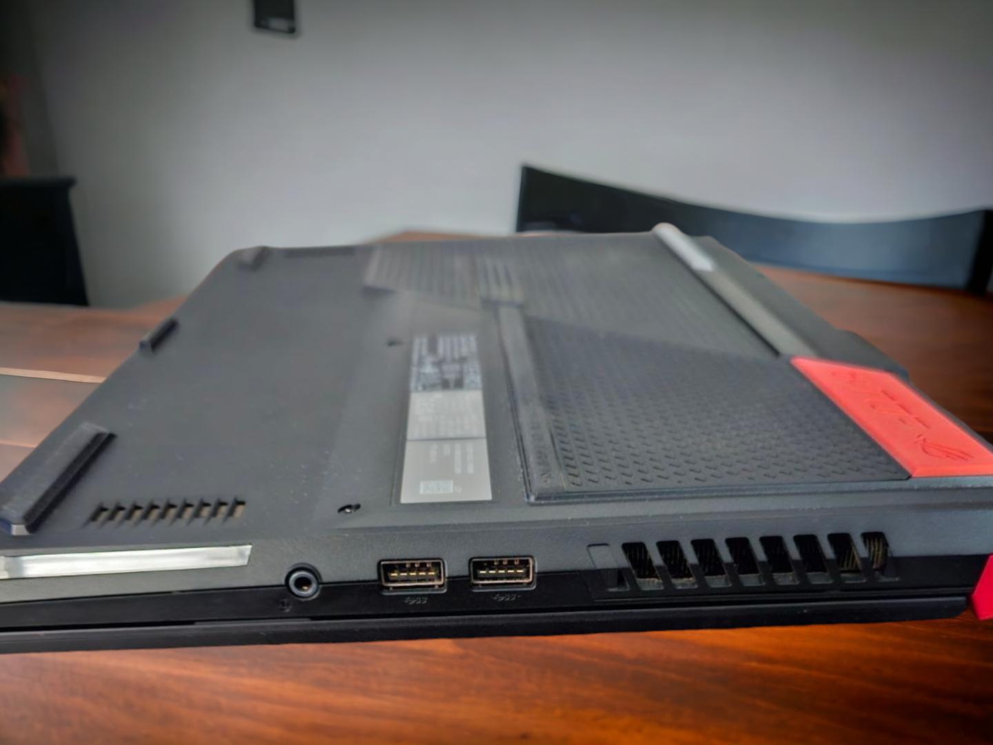 Asus ROG Strix G15 (2022) G513, color Gray