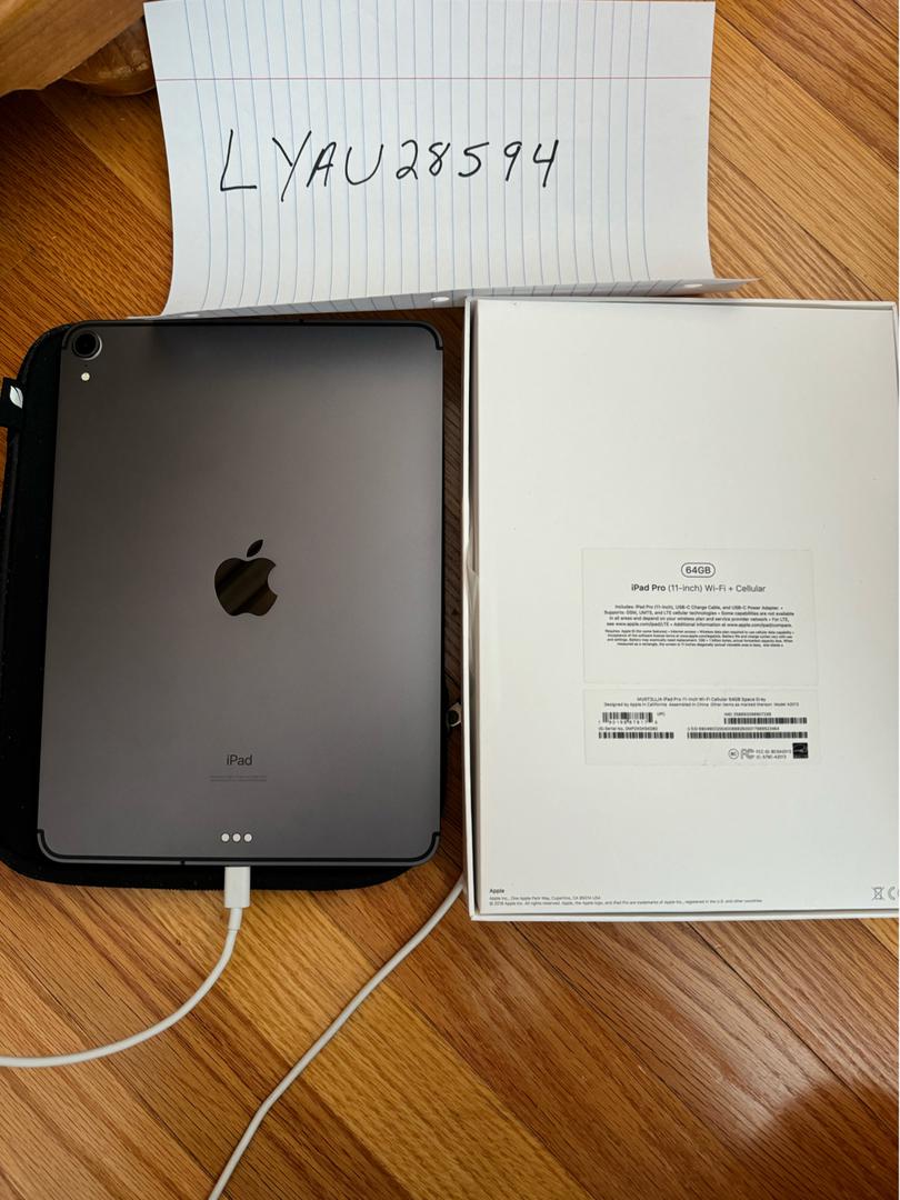 Apple iPad Pro 11" 2018, color Gray