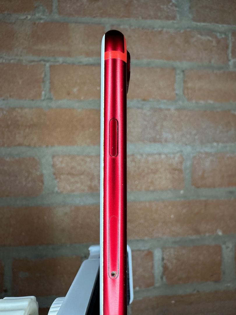 Apple iPhone 7 Plus, color Red