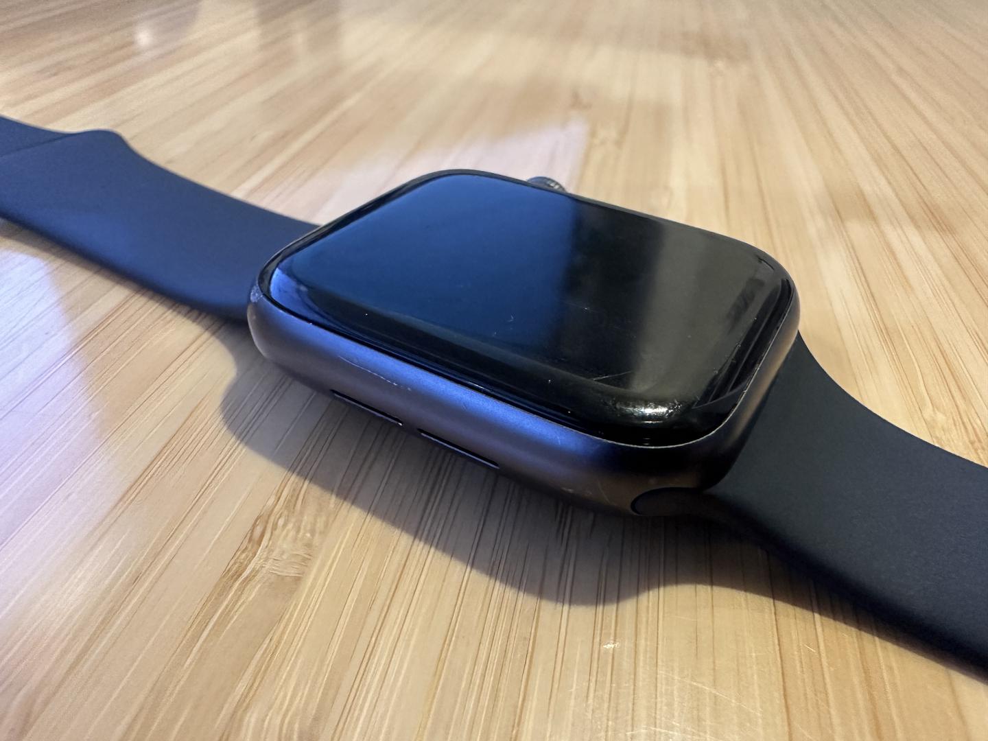 Apple Watch Series 4 44mm, color Gray