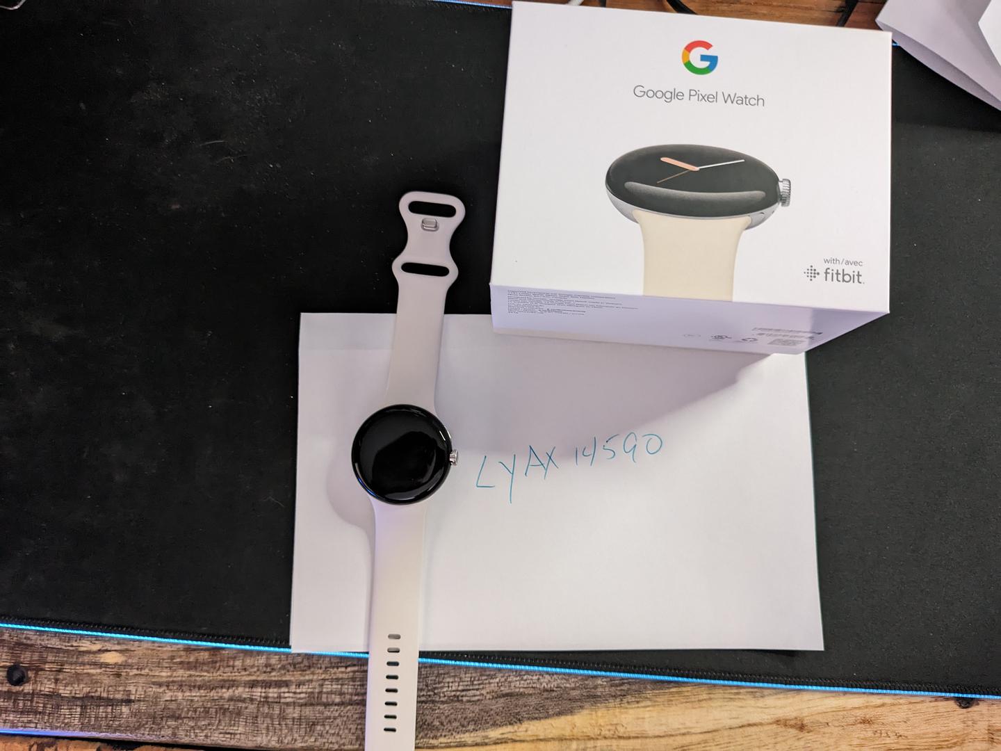 Google Pixel Watch 2, color Silver