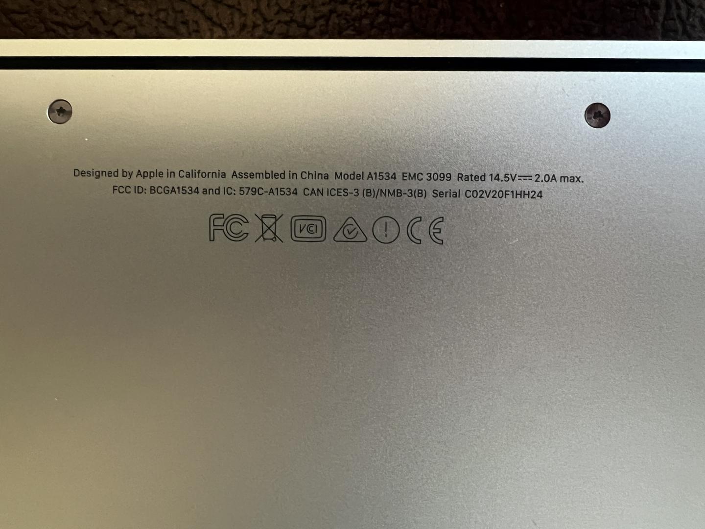 Macbook Retina 2017 - 12", color Silver