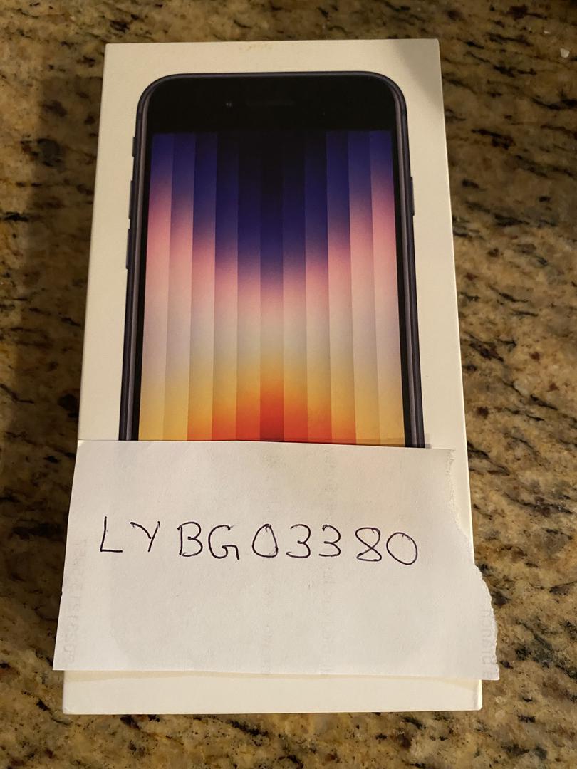 Apple iPhone SE 3rd Gen 2022, color Midnight