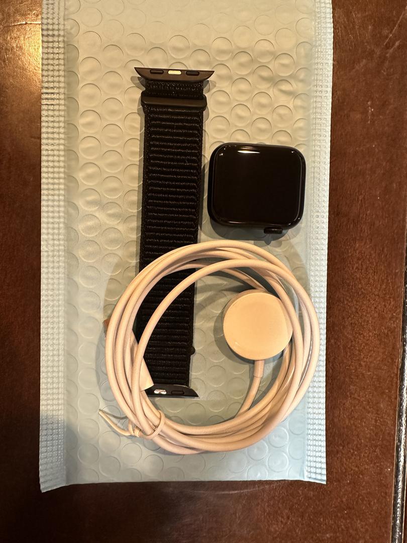 Apple Watch SE 2nd Gen 40mm, color Midnight