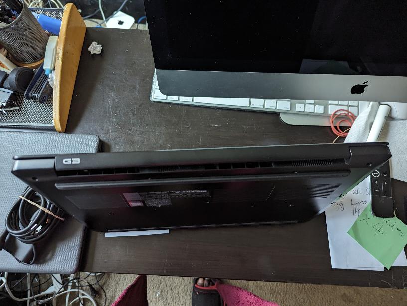 Dell G15 Laptop, color