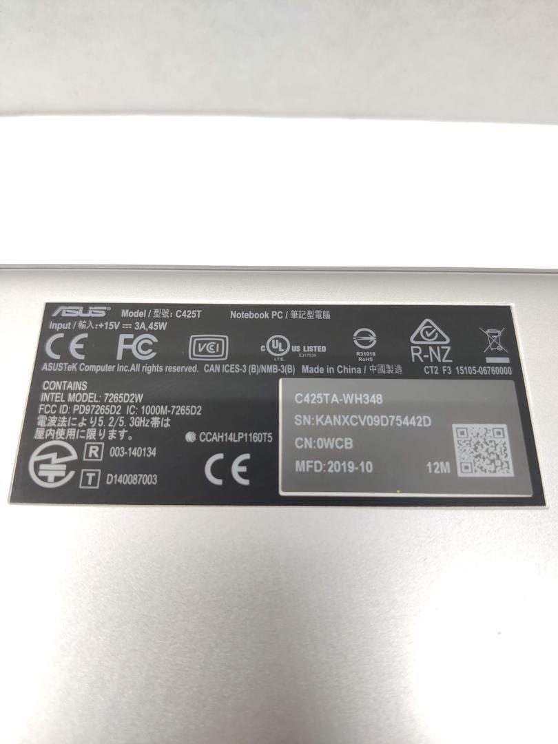 ASUS Chromebook C425, color