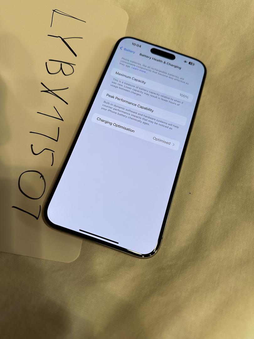 Apple iPhone 15 Pro Max, color Natural