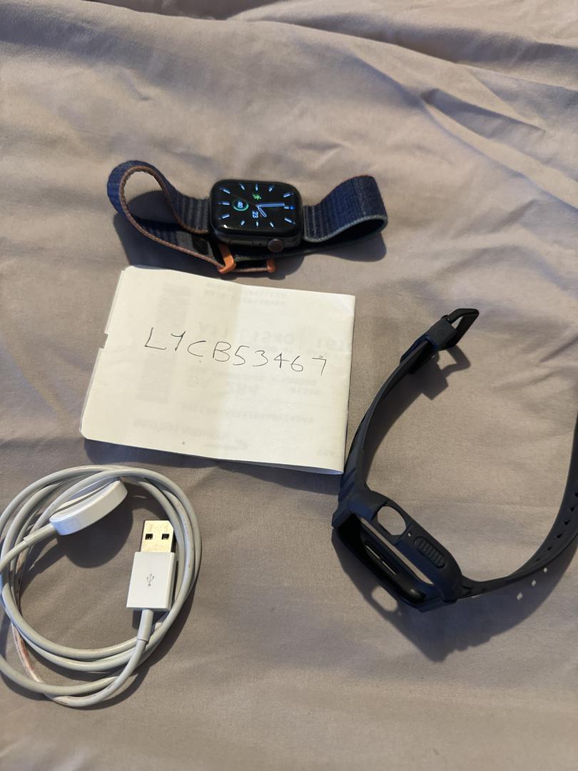 Apple Watch Series 6 44mm, color Gray