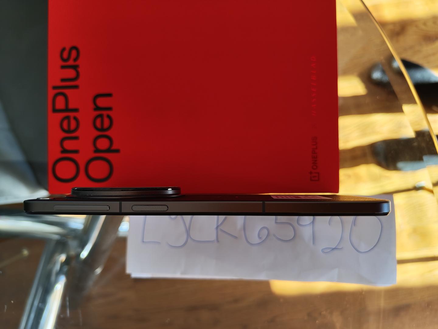 OnePlus Open, color Black