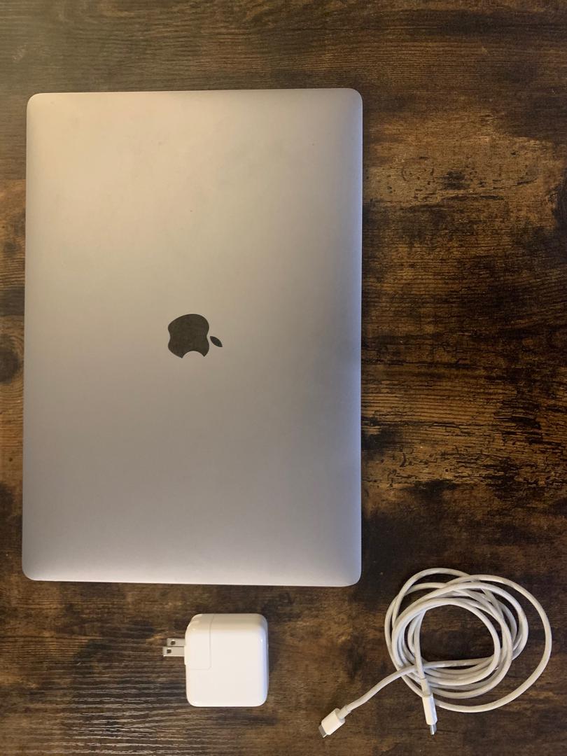 MacBook Pro 2017 (With Touch Bar) - 15", color Silver