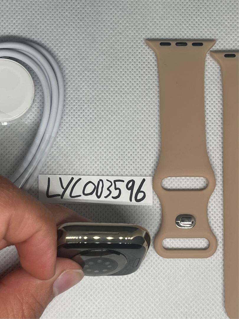 Apple Watch Series 8 41mm Unlocked, Gold, A2772 Cellular, Stainless