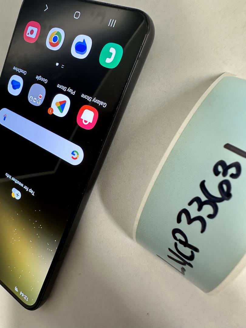 Samsung Galaxy S22, color Black