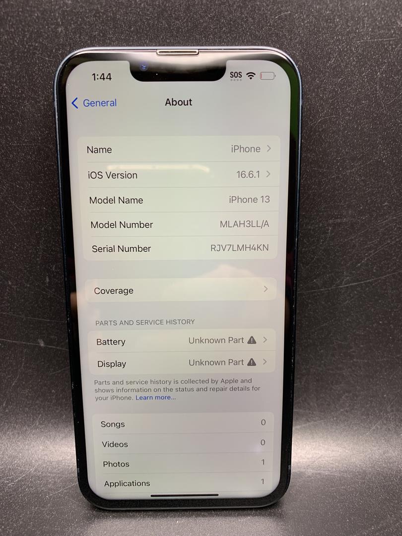 Apple iPhone 13, color Midnight