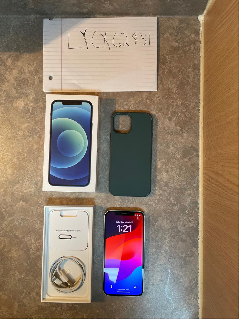 Apple iPhone 12, color White