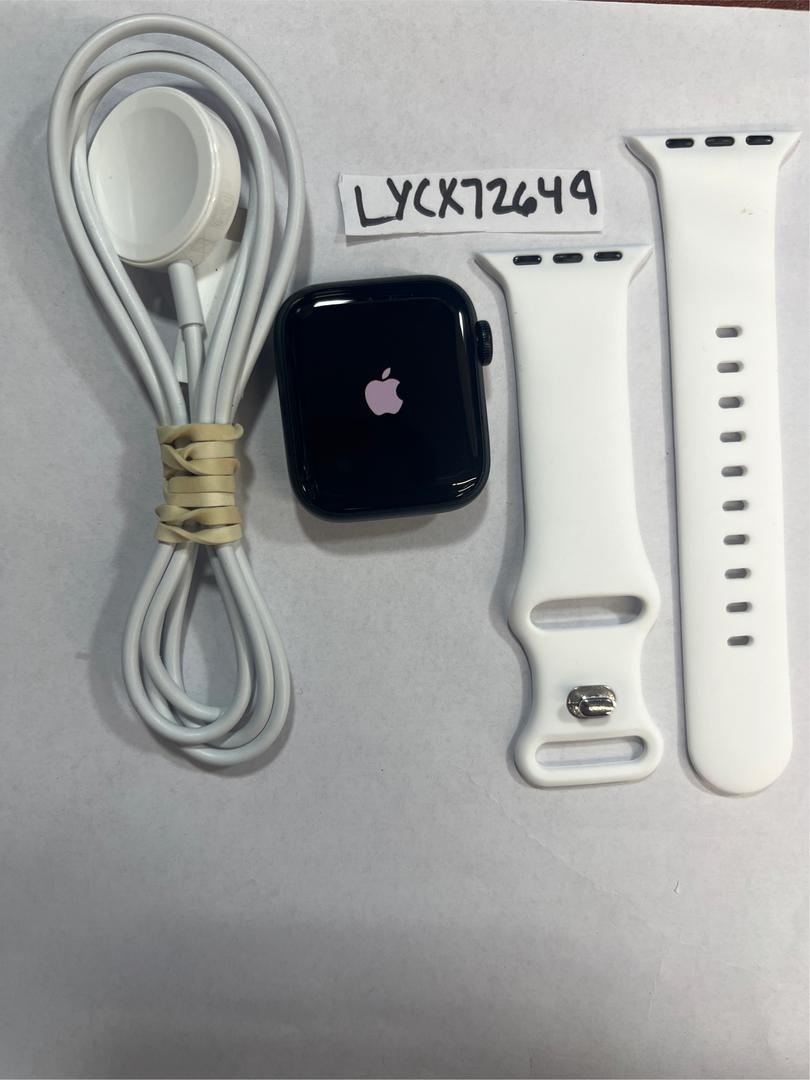 Apple Watch SE 2nd Gen 40mm - Midnight, A2722 - GPS, Aluminum ...