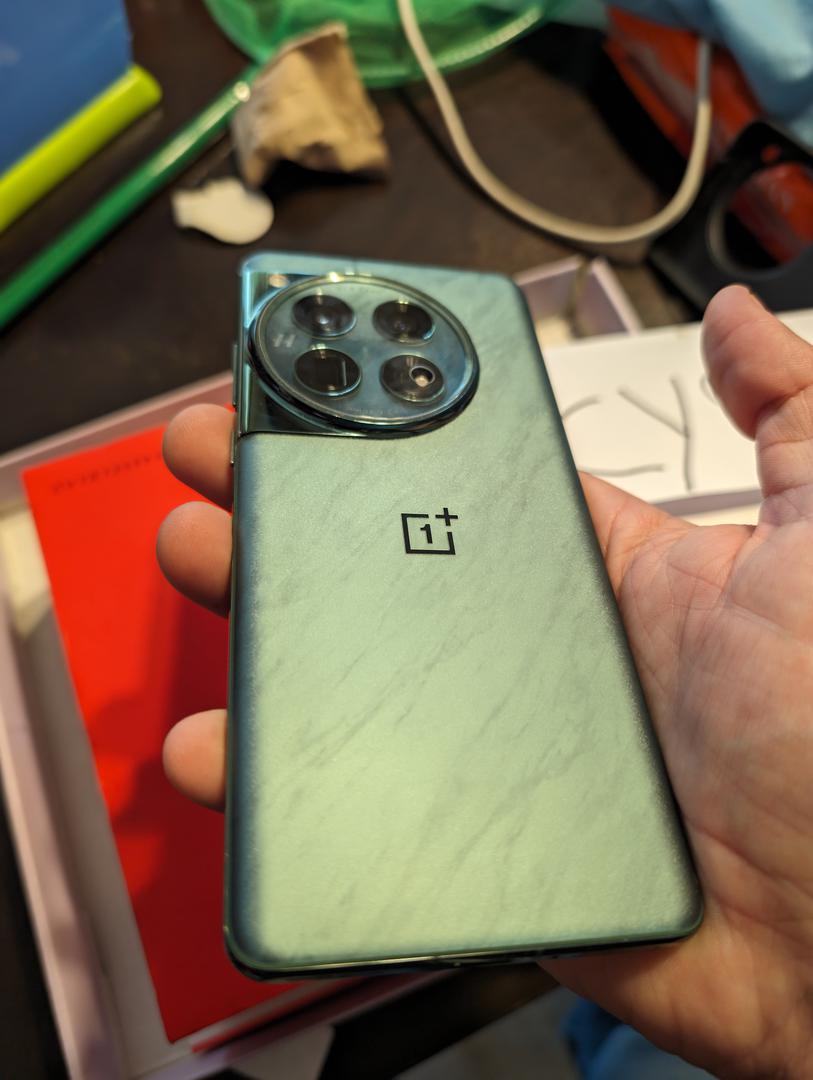 OnePlus 12 - Unlocked, Green, 512GB, 16GB, CPH2583 - LYCY97737 - Swappa