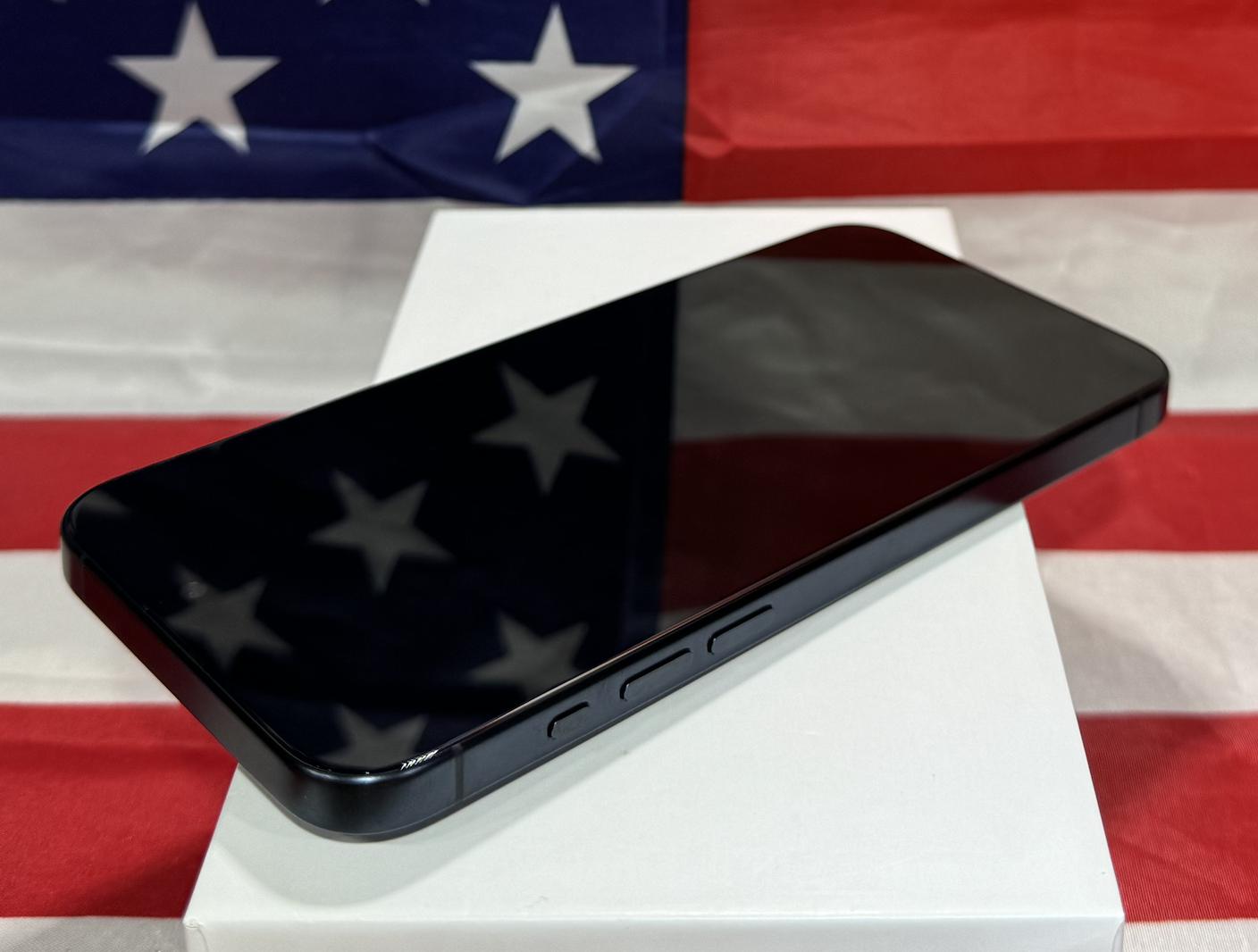iPhone 15 Pro Colors - Pick the Best Color - Swappa
